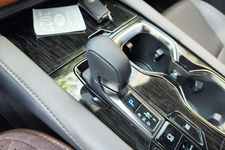 Used Lexus RX 2025 350h Four-Wheel Drive Enjoyment Version Gear Lever