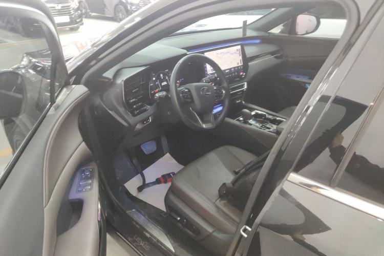 Used Lexus RX 2025 350h Two-Wheel Drive Comfort Edition Left Front Seat