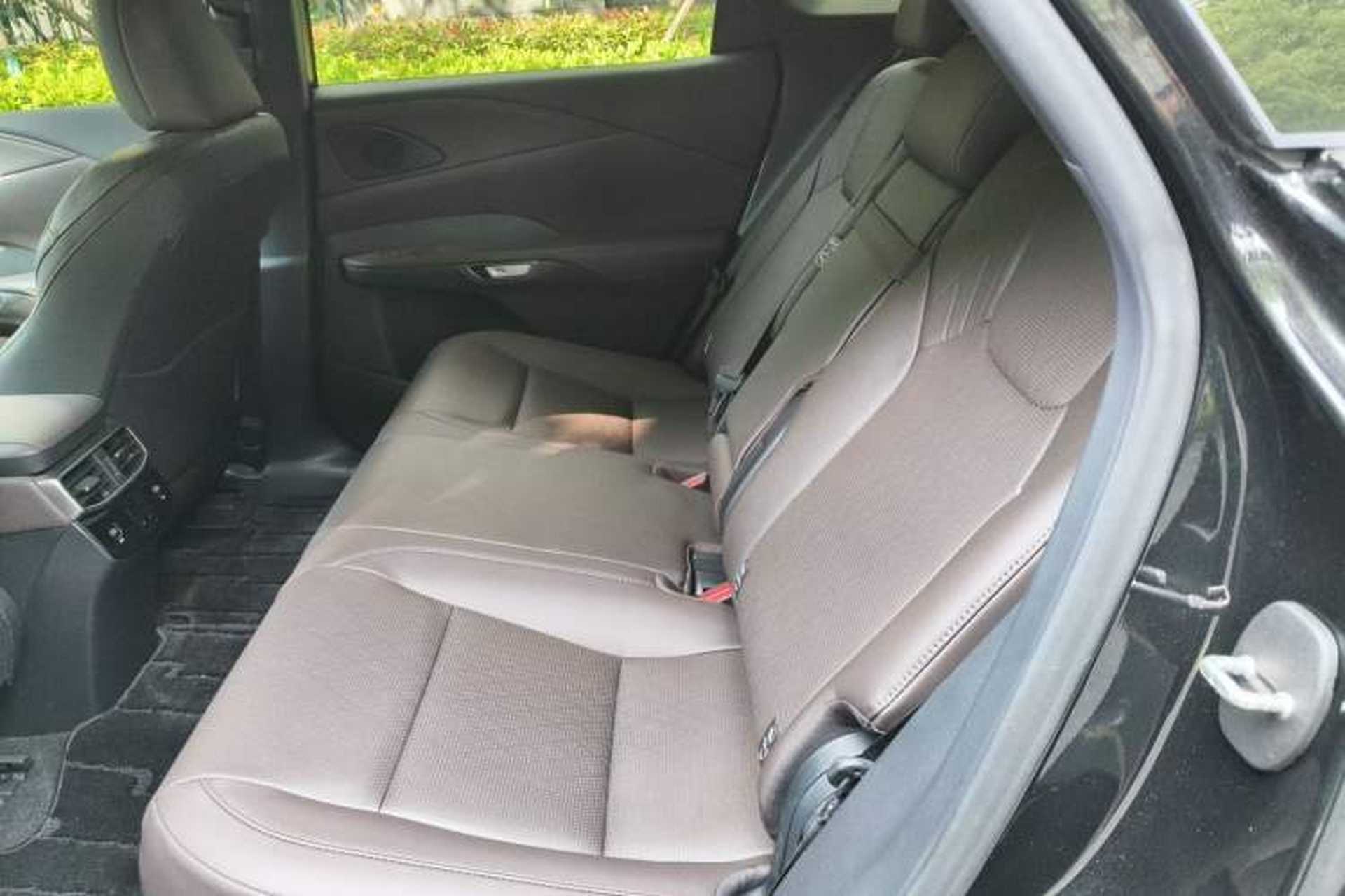 Used Lexus RX 2025 350h Four-Wheel Drive Enjoyment Version Left Rear Seat