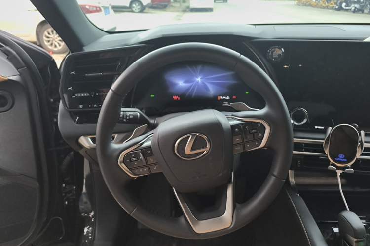 Used Lexus RX 2025 300 Four-Wheel Drive Junxiang Edition Steering Wheel