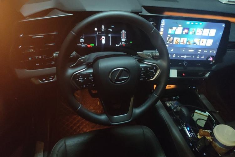 Used Lexus RX 2025 350h Four-Wheel Drive Enjoyment Version Steering Wheel