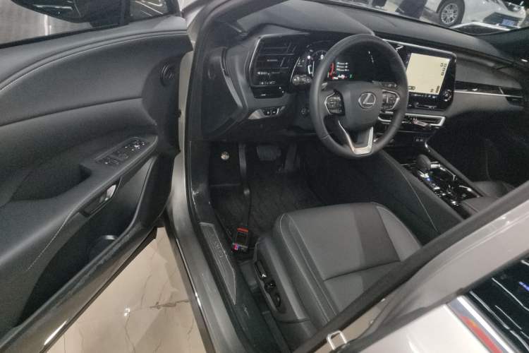 Used Lexus RX 2025 300 Four-Wheel Drive Junxiang Edition Driver Seat