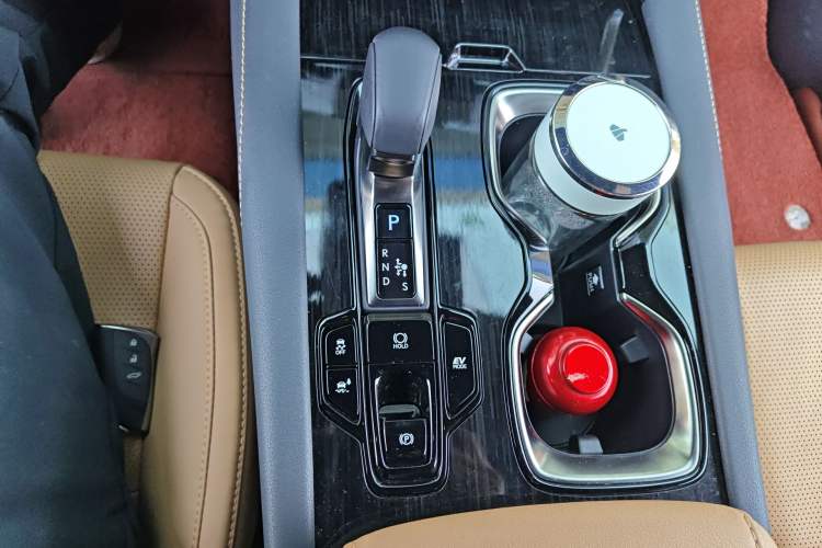 Used Lexus RX 2025 350h Four-Wheel Drive Enjoyment Version Gear Lever