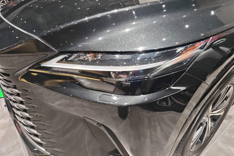 Used Lexus RX 2025 300 Four-Wheel Drive Junxiang Edition Left Front Headlight