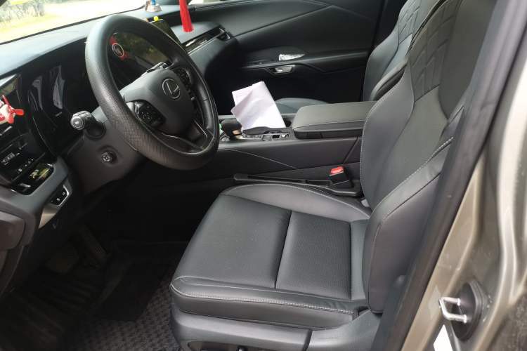 Used Lexus RX 2025 300 Four-Wheel Drive Junxiang Edition Left Front Seat