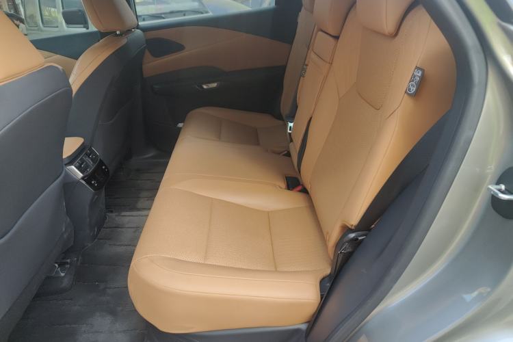 Used Lexus RX 2025 350h Two-Wheel Drive Enjoyment Version Left Rear Seat