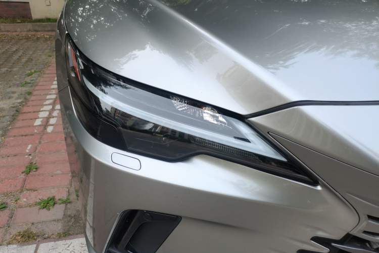 Used Lexus RX 2025 300 Four-Wheel Drive Junxiang Edition Right Front Headlight