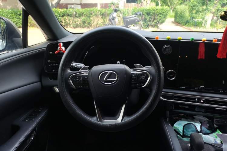 Used Lexus RX 2025 300 Four-Wheel Drive Junxiang Edition Steering Wheel
