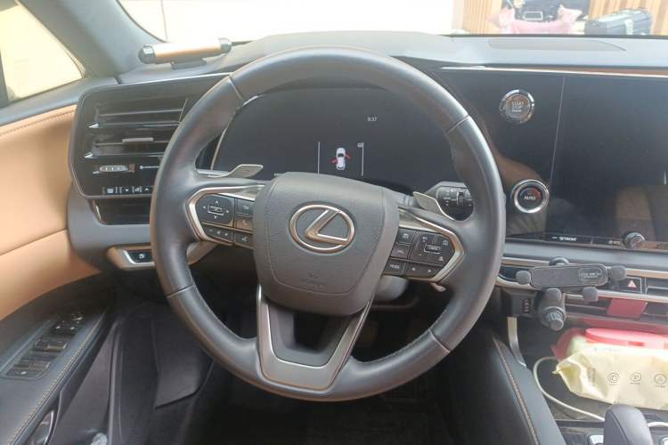 Used Lexus RX 2025 300 Four-Wheel Drive Junxiang Edition Steering Wheel