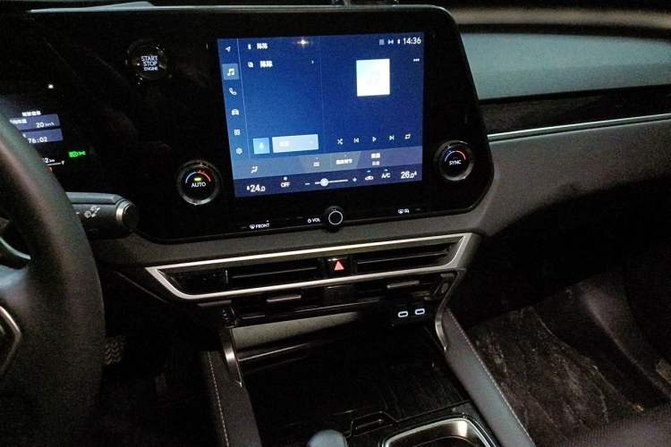 Used Lexus RX 2025 300 Four-Wheel Drive Junxiang Edition Audio And AC Panel