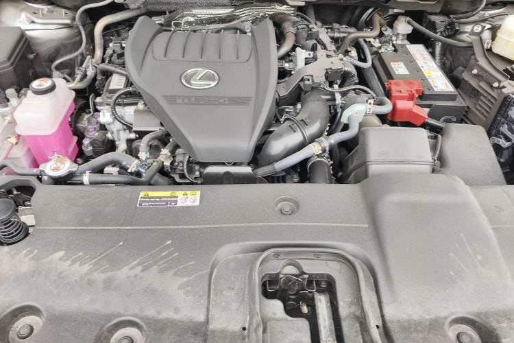 Used Lexus RX 2025 300 Four-Wheel Drive Junxiang Edition Engine Bay