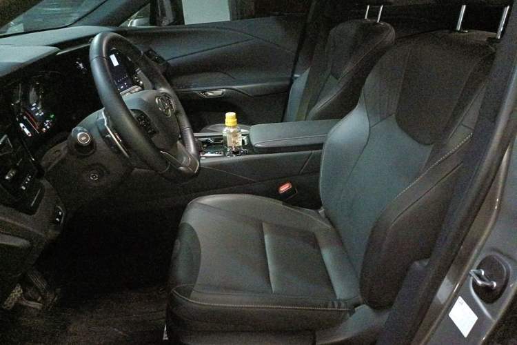 Used Lexus RX 2025 300 Four-Wheel Drive Junxiang Edition Left Front Seat