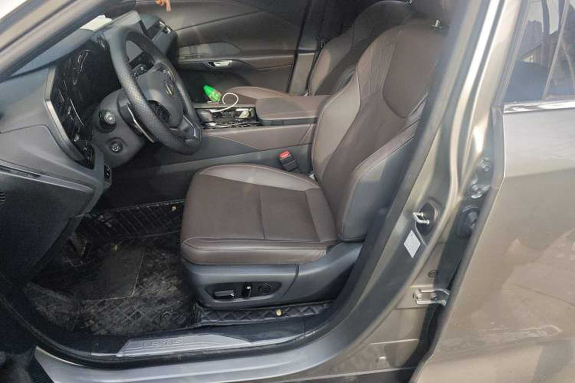 Used Lexus RX 2025 350h Four-Wheel Drive Enjoyment Version Left Front Seat