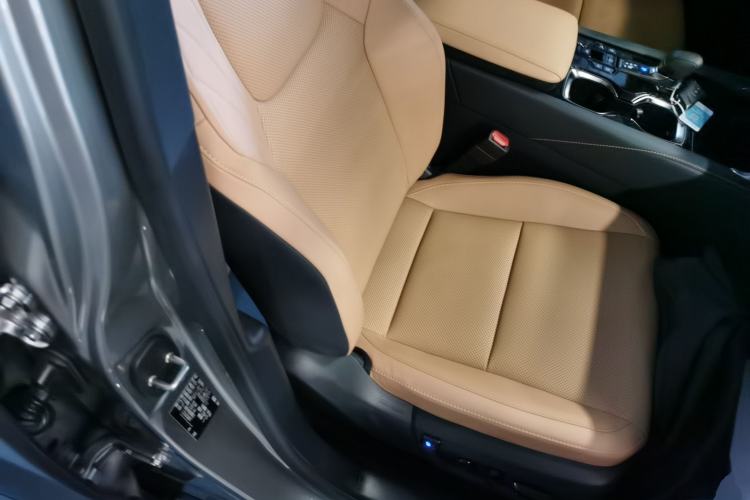 Used Lexus RX 2025 300 Four-Wheel Drive Junxiang Edition Right Front Seat