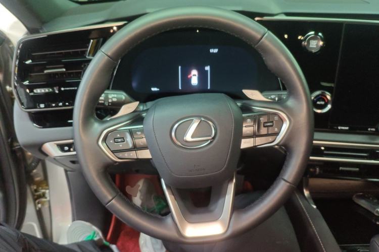 Used Lexus RX 2025 300 Four-Wheel Drive Junxiang Edition Steering Wheel