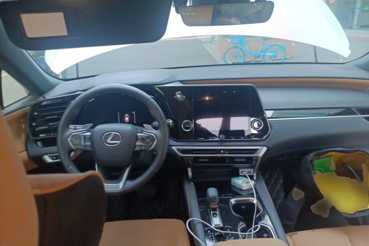 Used Lexus RX 2025 300 Four-Wheel Drive Junxiang Edition Center Console