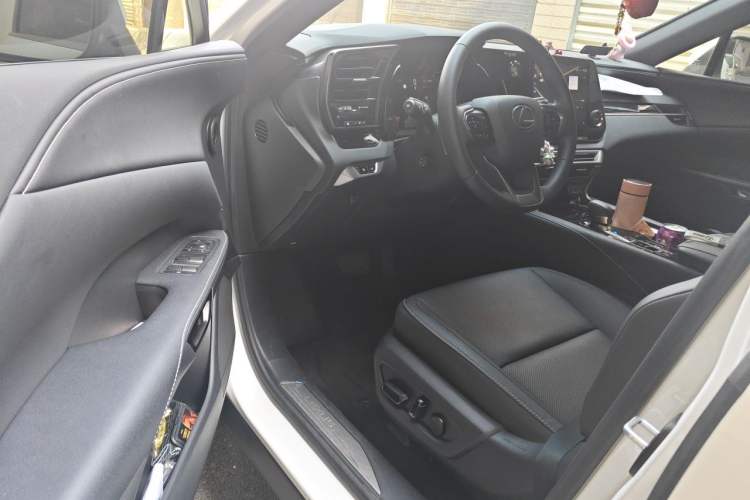 Used Lexus RX 2025 300 Four-Wheel Drive Junxiang Edition Driver Seat