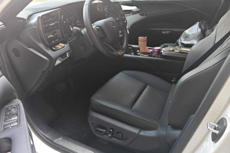 Used Lexus RX 2025 300 Four-Wheel Drive Junxiang Edition Left Front Seat