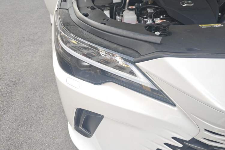 Used Lexus RX 2025 300 Four-Wheel Drive Junxiang Edition Right Front Headlight