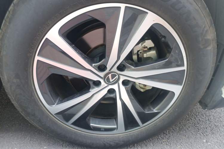 Used Lexus RX 2025 300 Four-Wheel Drive Junxiang Edition Right Front Wheel Hub