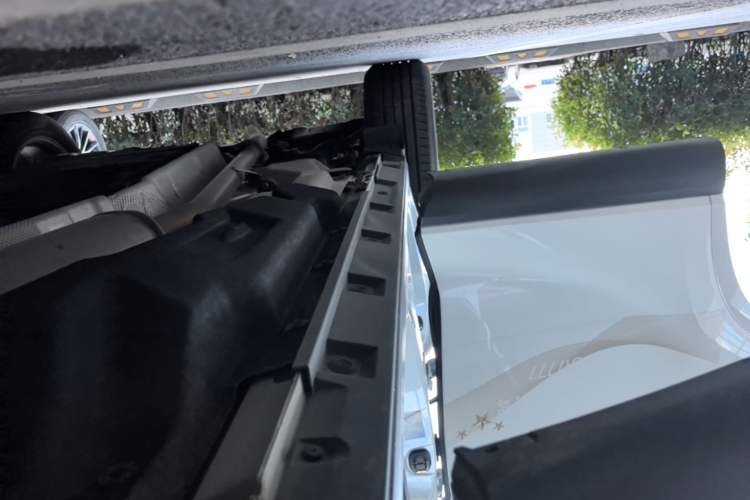 Used Lexus RX 2025 300 Four-Wheel Drive Junxiang Edition Right Side Sill