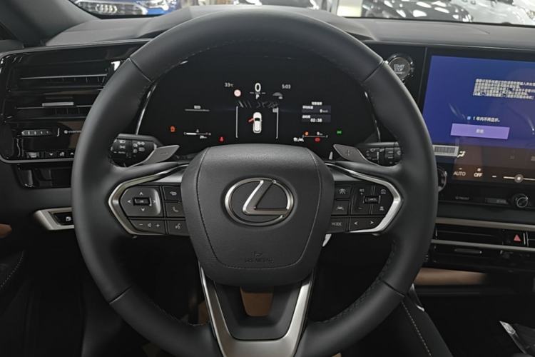 Used Lexus RX 2026 Model 300 Four-Wheel-Drive Junxiang Edition Steering Wheel