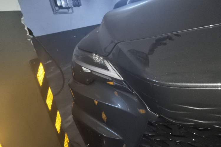 Used Lexus RX 2026 Model 500h Four-Wheel-Drive F SPORT Performance Right Front Headlight