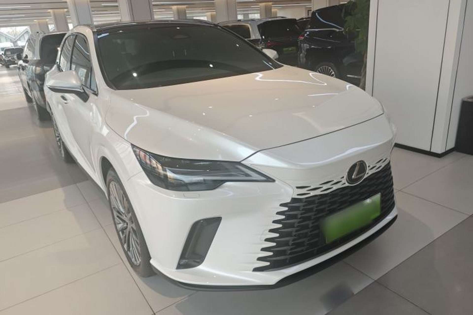 Used Lexus RX 2026 Model 350h Four-Wheel-Drive Chunxiang Edition Exterior 1