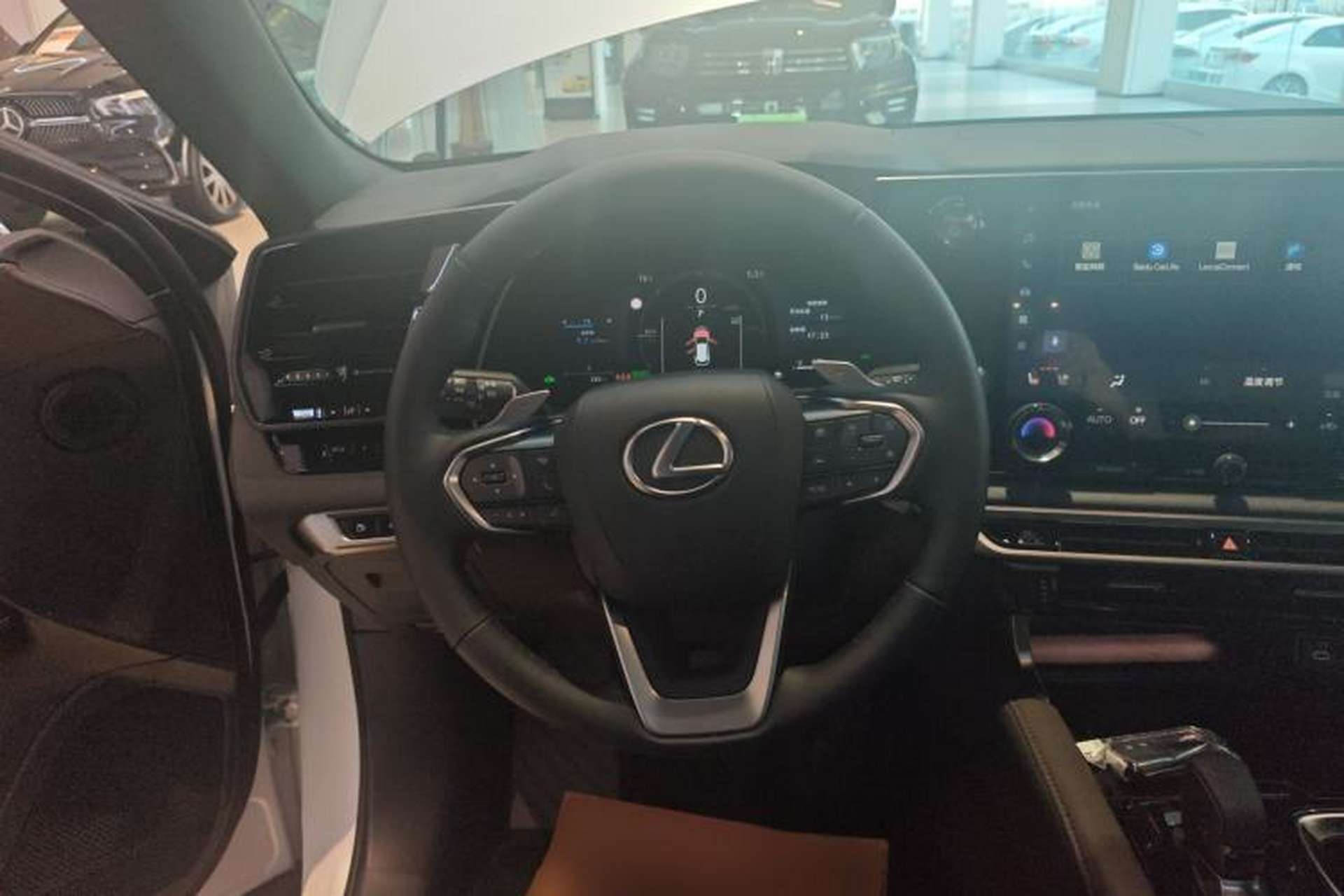 Used Lexus RX 2026 Model 350h Four-Wheel-Drive Chunxiang Edition Steering Wheel