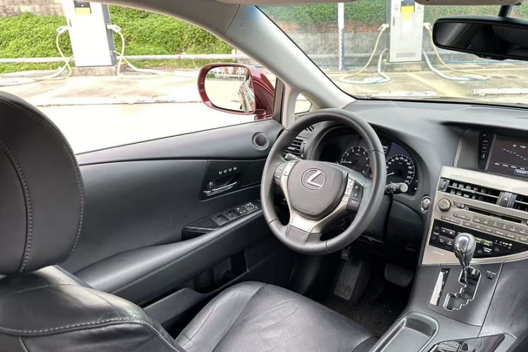 Used Lexus RX Classic 2014 270 Special Limited Edition Interior 11