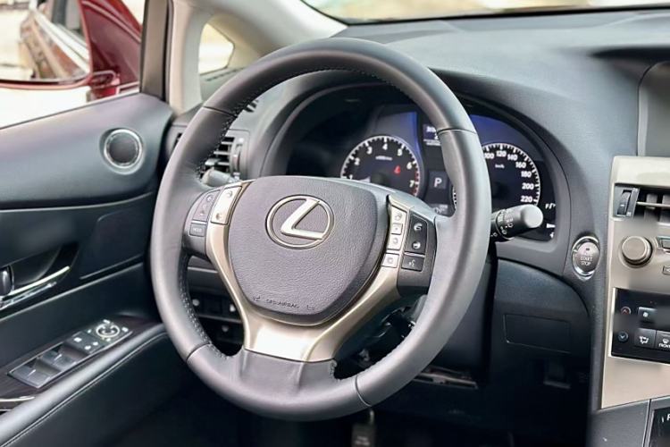 Used Lexus RX Classic 2014 270 Special Limited Edition Interior 8