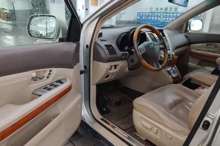 Used Lexus RX Classic 2004 300 Driver Seat