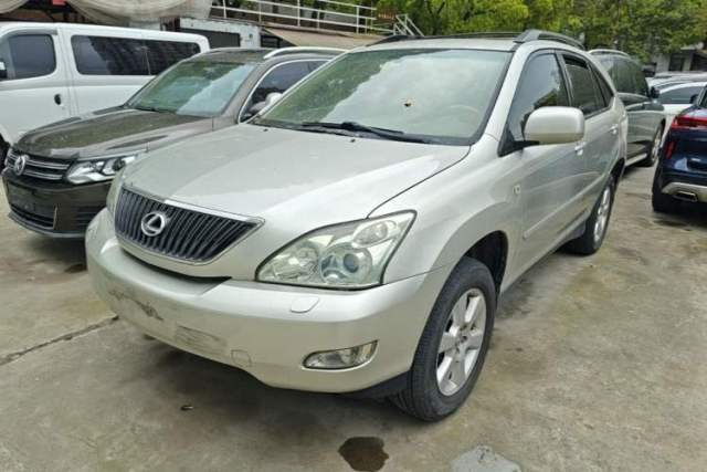 Used Lexus RX Classic 2004 300
