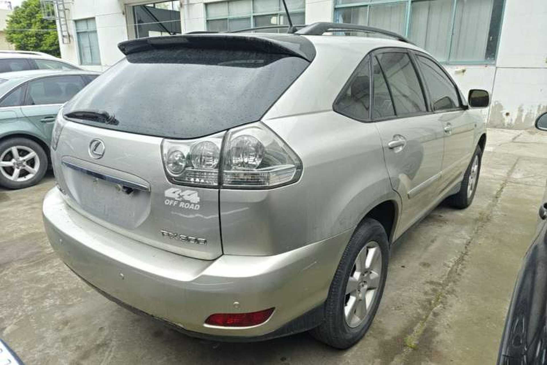 Used Lexus RX Classic 2004 300 Rear Right 45 Deg