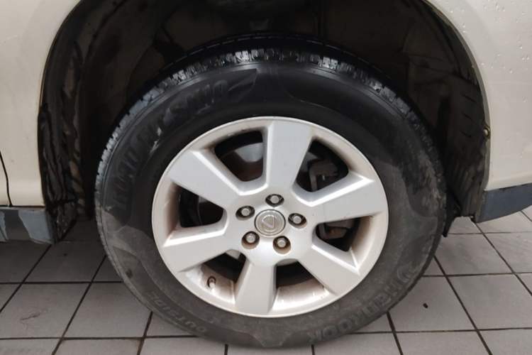 Used Lexus RX Classic 2004 300 Right Front Wheel Hub