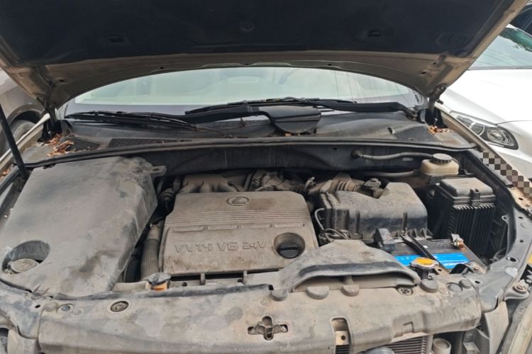 Used Lexus RX Classic 2004 300 Engine Bay