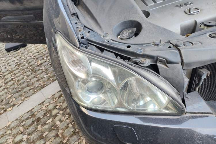 Used Lexus RX Classic 2006 350 Right Front Headlight