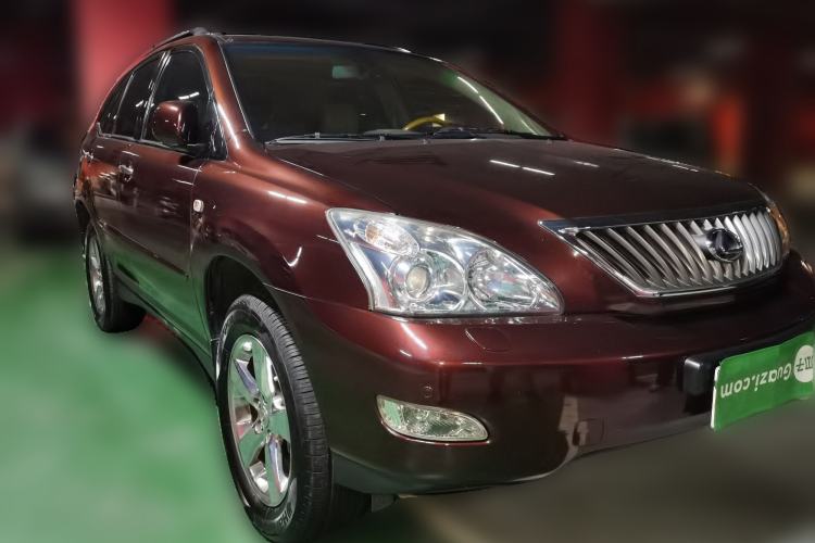Used Lexus RX Classic 2006 350 Front Right 45 Deg