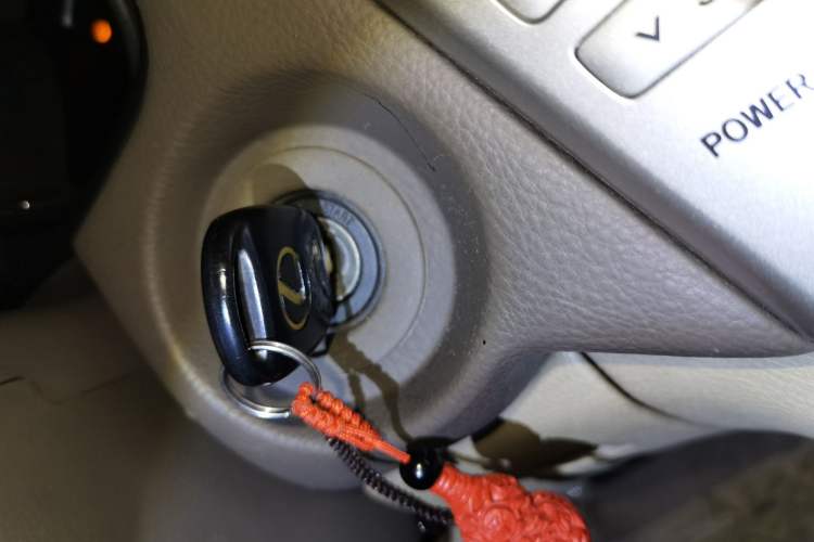 Used Lexus RX Classic 2006 350 Vehicle Key
