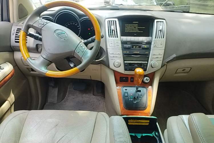 Used Lexus RX Classic 2006 350 Center Console