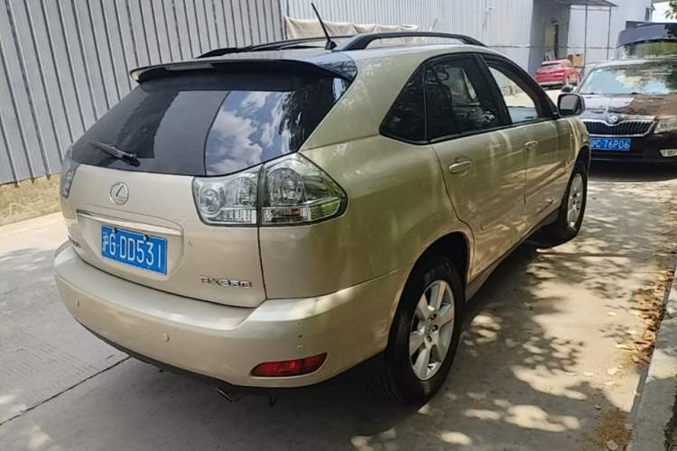 Used Lexus RX Classic 2006 350 Rear Right 45 Deg