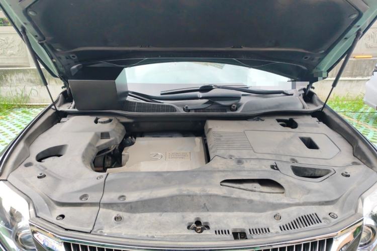 Used Lexus RX Classic 2009 450h Engine Bay