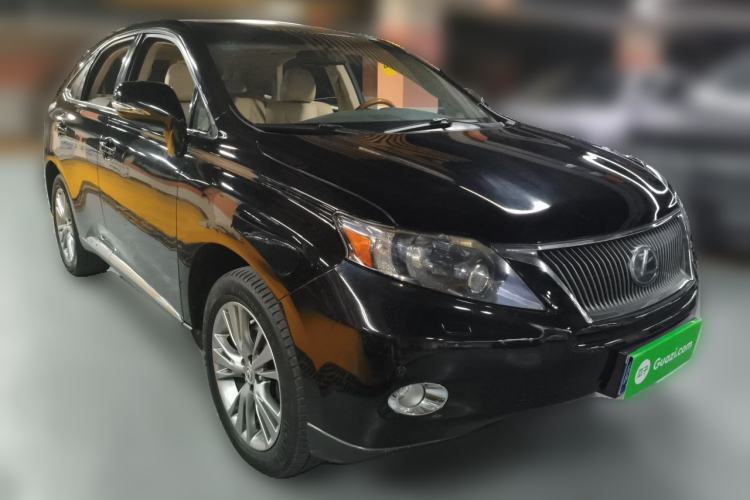 Used Lexus RX Classic 2009 450h Front Right 45 Deg