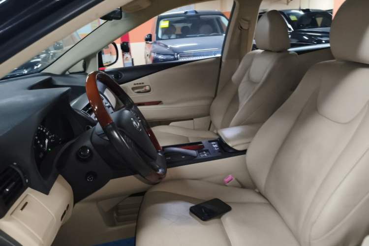 Used Lexus RX Classic 2009 450h Left Front Seat