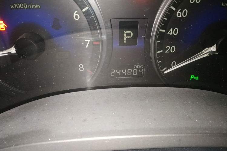 Used Lexus RX Classic 2009 350 Prestige Edition Odometer Close Up