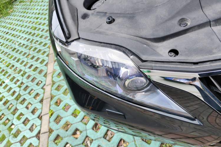 Used Lexus RX Classic 2009 450h Right Front Headlight