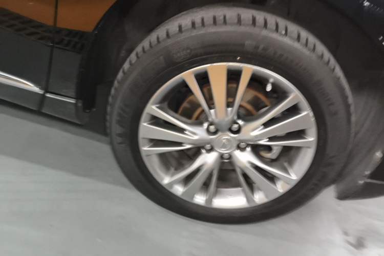 Used Lexus RX Classic 2009 450h Right Front Wheel Hub