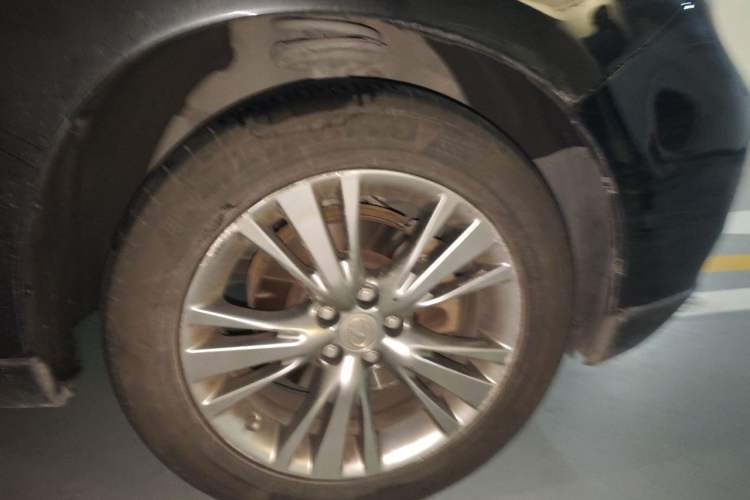 Used Lexus RX Classic 2009 450h Right Front Wheel Hub