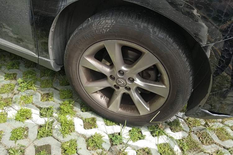 Used Lexus RX Classic 2009 350 Luxury Edition Right Front Wheel Hub