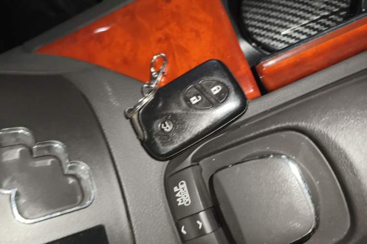 Used Lexus RX Classic 2009 450h Vehicle Key